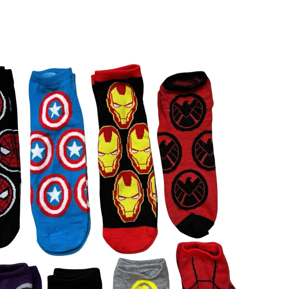 New without Tags‎ 14 Pairs Mens Avenger Graphic Socks One Size